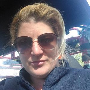 Meet your Posher, Christy